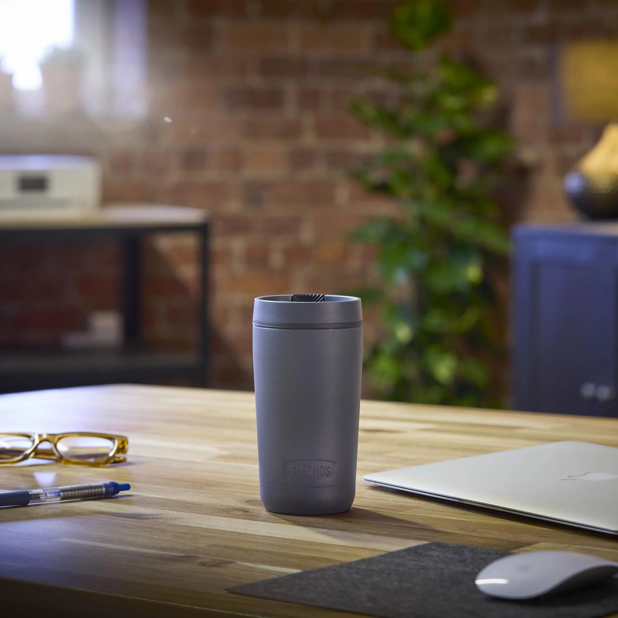 GUARDIAN TRAVEL TUMBLER - Image 10