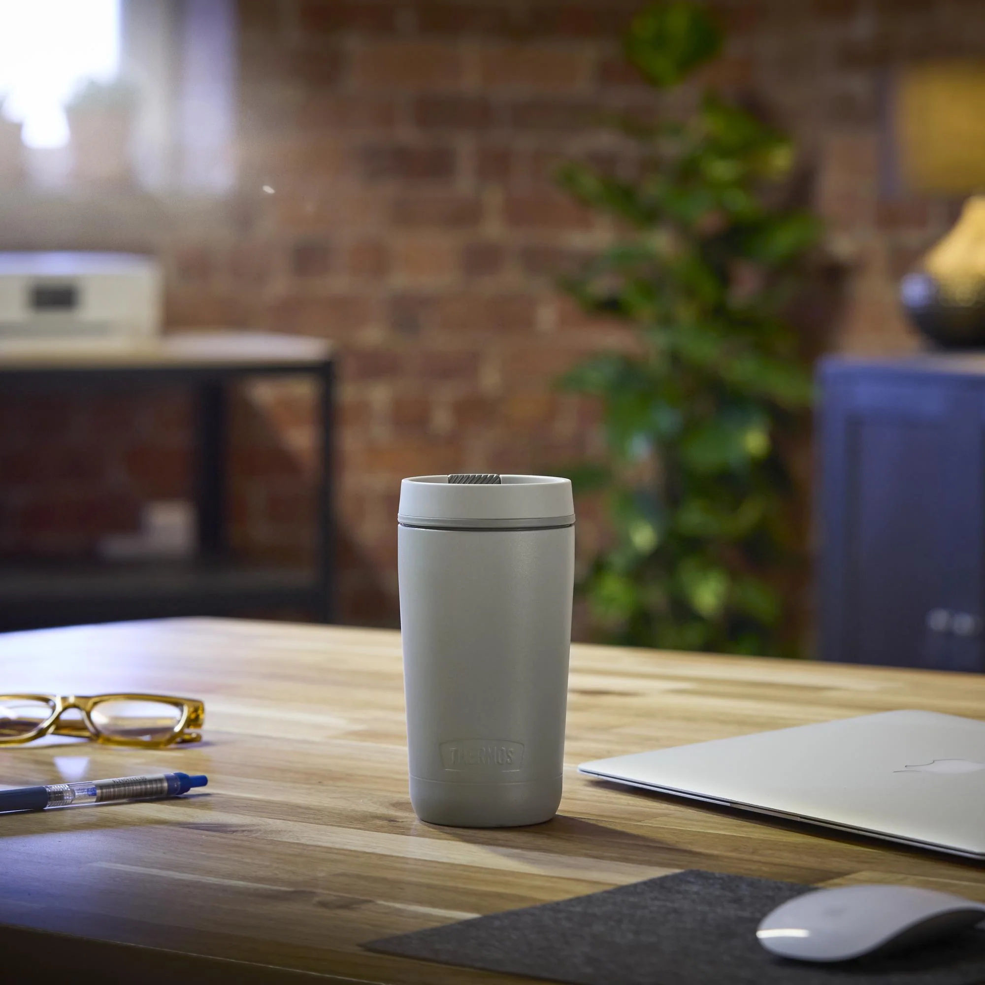 GUARDIAN TRAVEL TUMBLER - Image 9