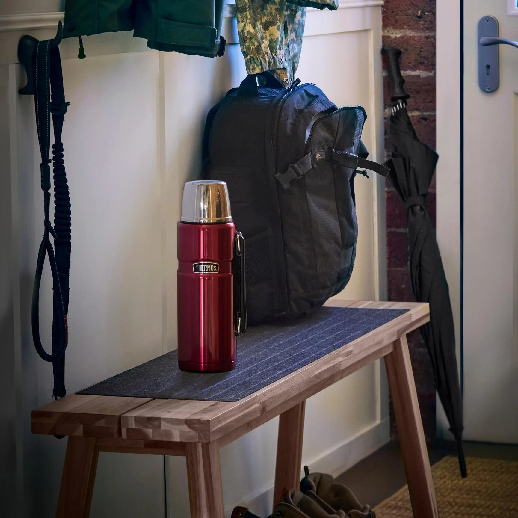 STAINLESS KING FLASK 1.2L - Image 69